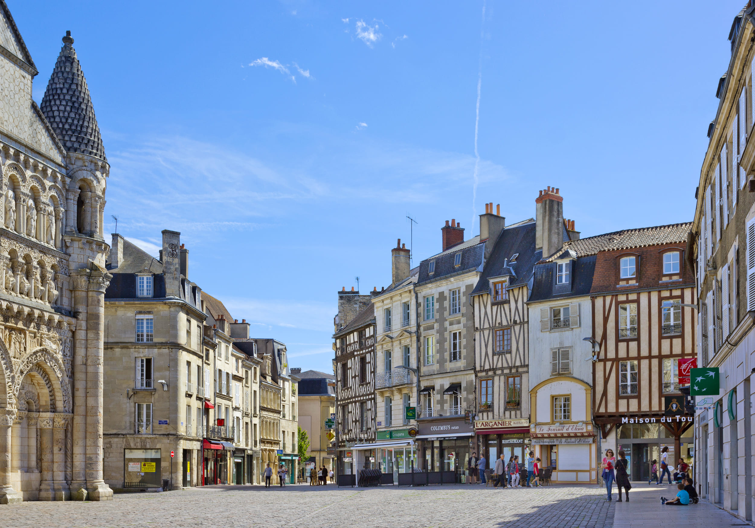 vue centre ville de poitiers